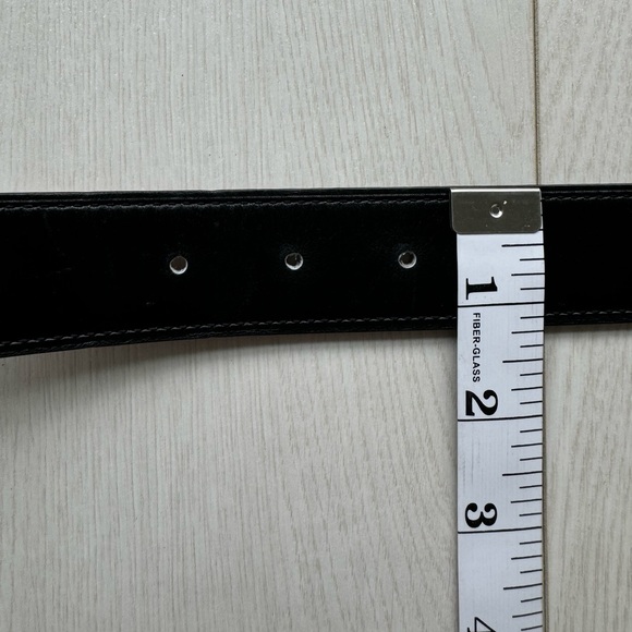 Hermès Reversible Togo Leather Strap Belt Black / Tan 95 cm - Picture 8 of 14